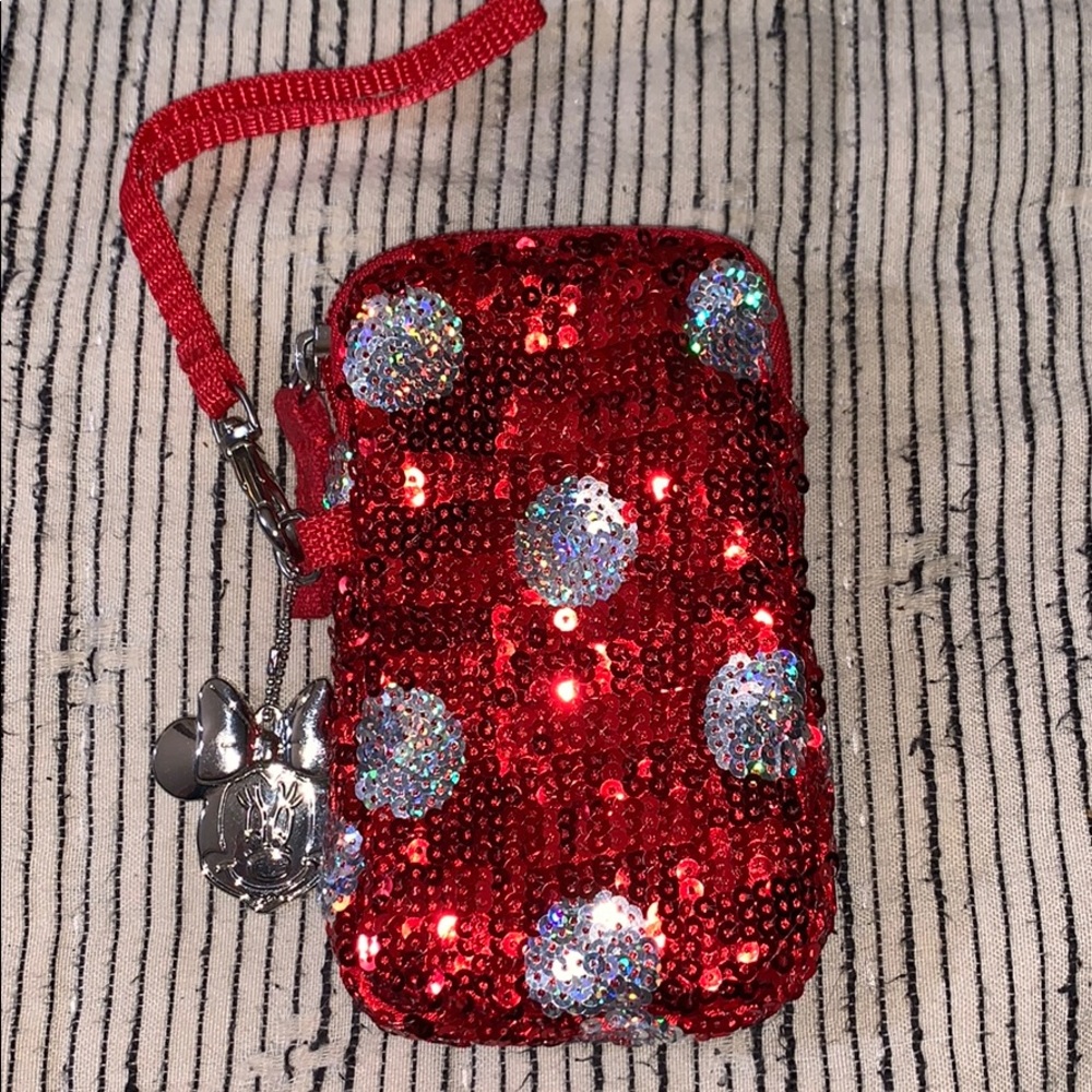 iPhone 4 wristlet